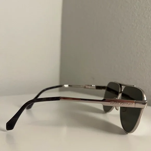 Louis Vuitton 1.1 Evidence Metal Pilot Sunglasses CASE NOT INCLUDED - Picture 4 of 9